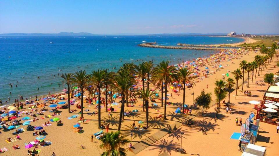 Holidays Penthouse Vues Panoramiques Sur Le Port Naval,Un Sejour Elegant Assure " Wifi Parquing Gratuit Roses Exteriér fotografie